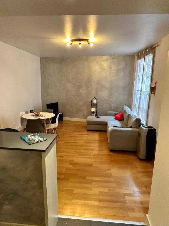 Spacieux Appartement 2 Chambres Plein Cœur de Perpignan - 4