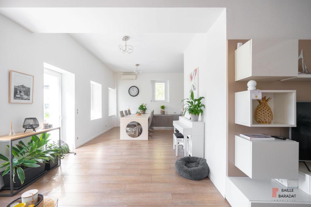 Villa QUEEN Marseille avec jardin, piscine et spa chauffé interieur - 15 couchages - 3