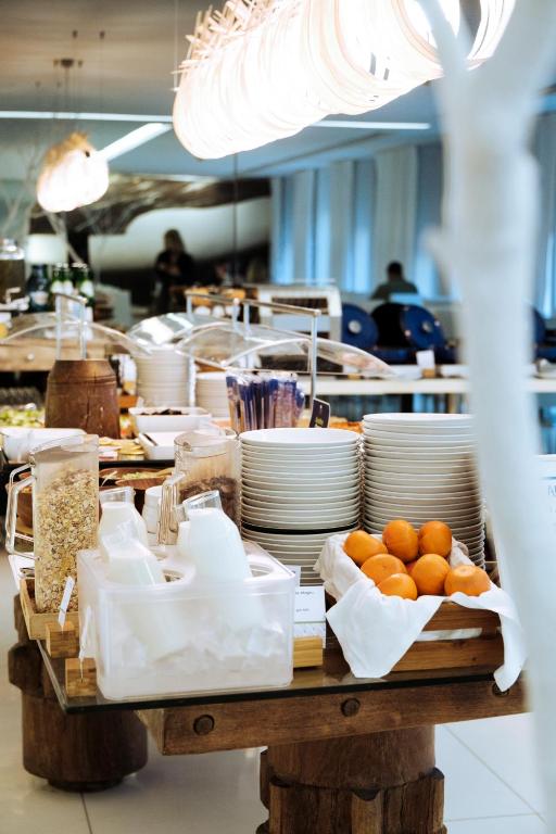 Lisbon DoubleTree By Hilton Hotel Lisbon - Fontana Park dining