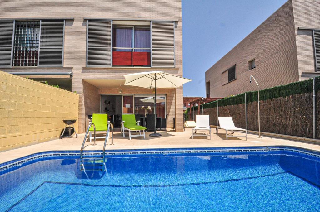 LITORAL COSTA DORADA - VILLA MAGNOLIA Only families - 1
