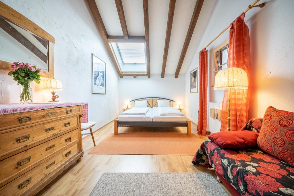 9404 Renovierte Maisonettewohnung im modernen Landhausstil und Balkon mit tollem Ausblick - 5