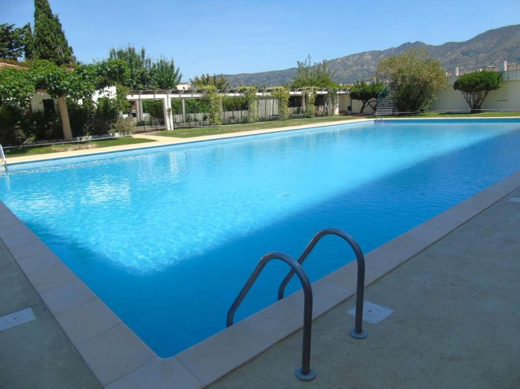 Studio avec Piscine et Vue Montagne - 1