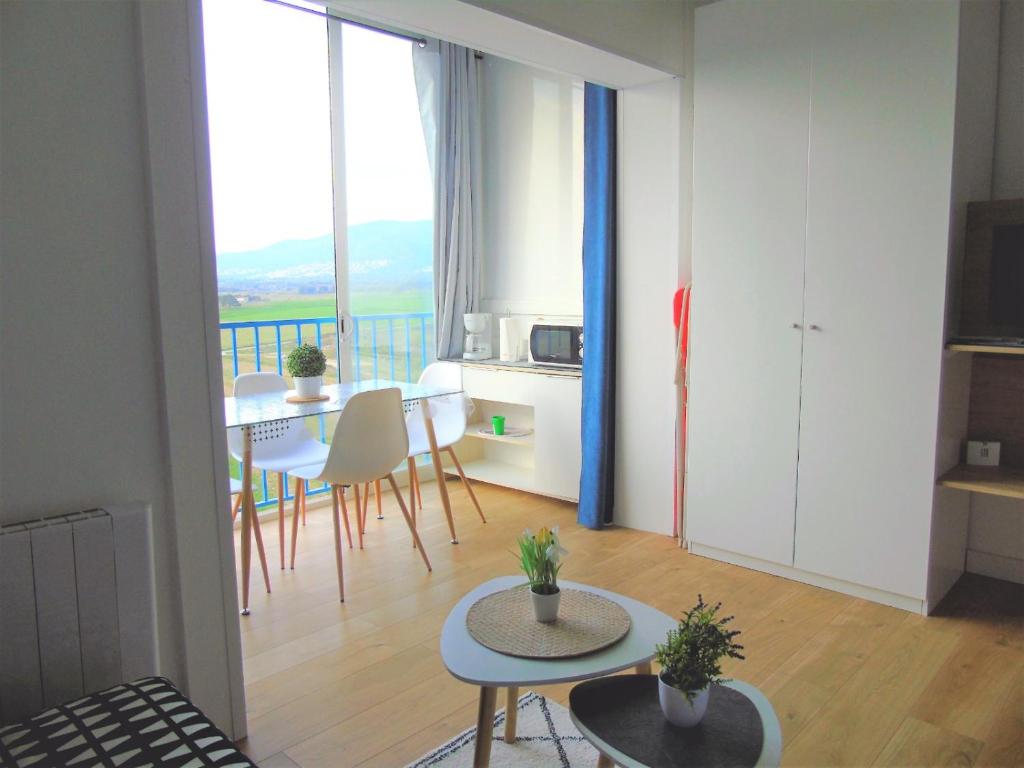 Studio avec Piscine et Vue Montagne - 5