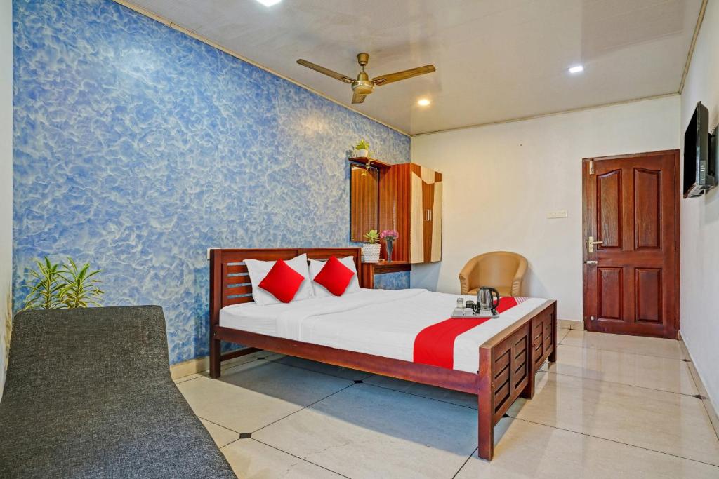 OYO Flagship Mezban Grand Suites