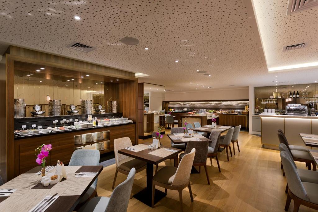 Sea Tower Hotel By Isrotel Design レストラン