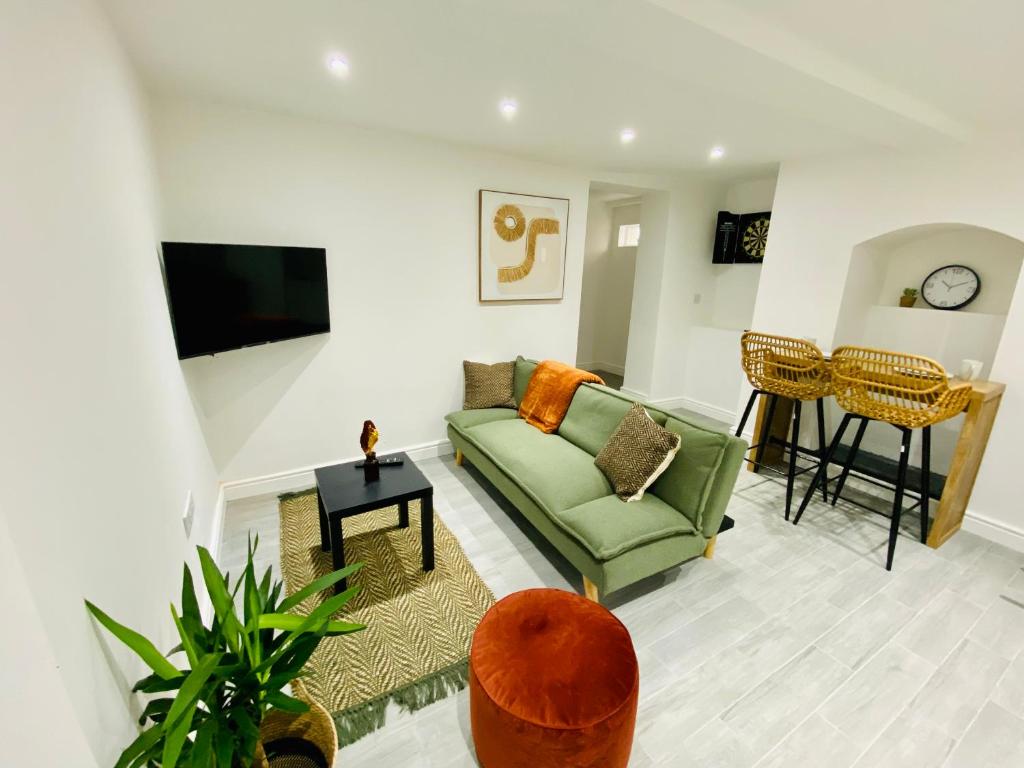 No 1 - Central Apartment, Gloucester