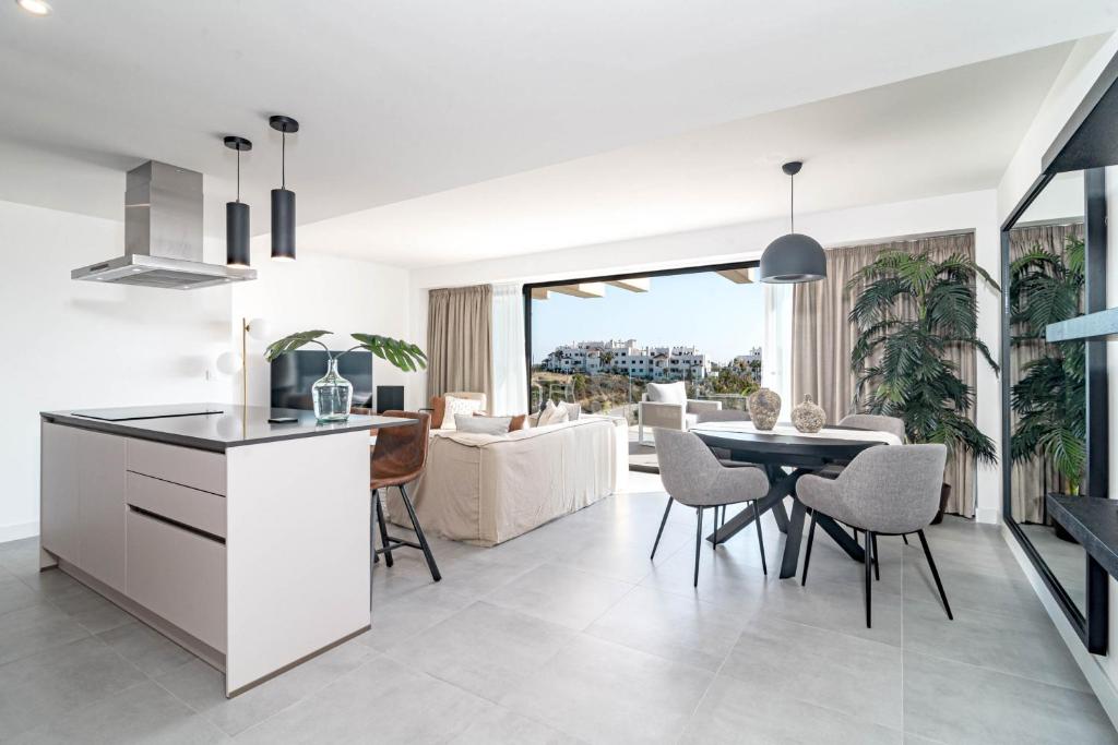 OASIS32542 - Modern holiday home in luxury resort, Estepona