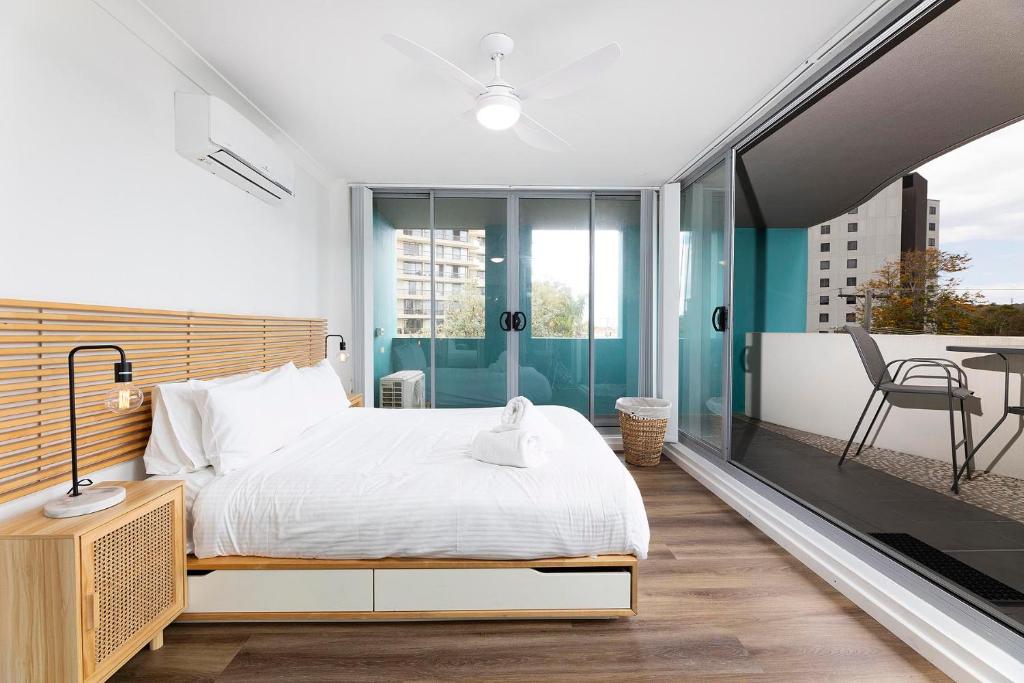 Shores Unit 201, Forster