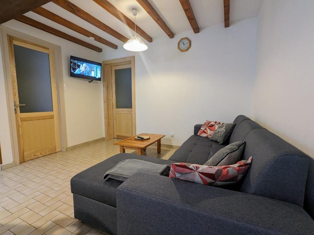 Charmant Gîte avec Garage et Local Vélos au Pied des Pistes de La Bresse - FR-1-589-127 - 5