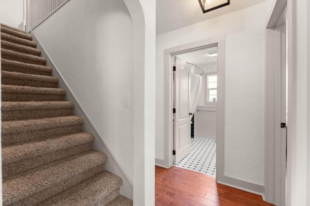 Beautiful, Historic Home Near Downtown