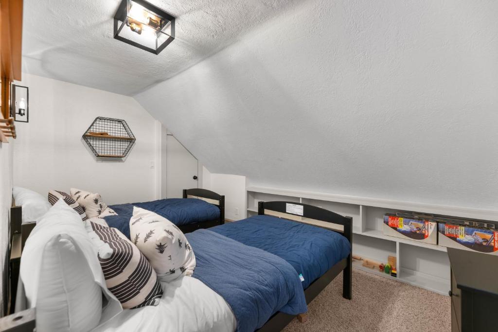 Beautiful, Historic Home Near Downtown