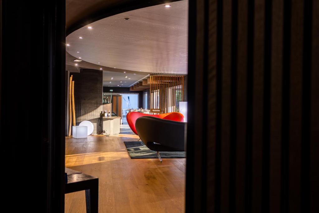 Közös társalgó / TV