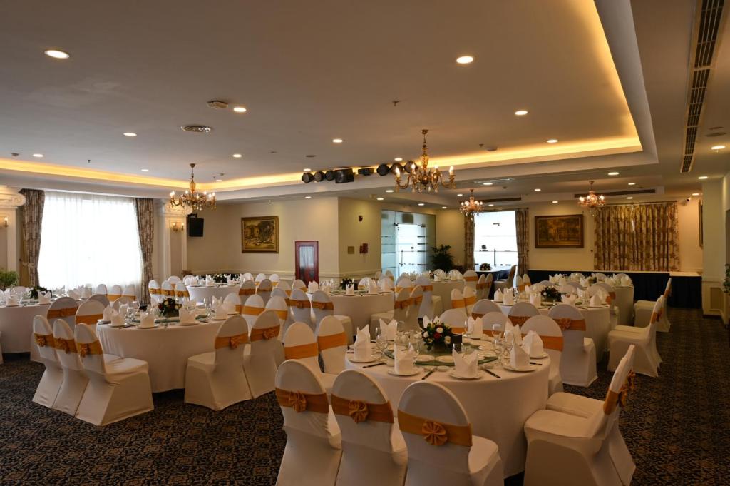 Конференц-зал/Банкетный зал