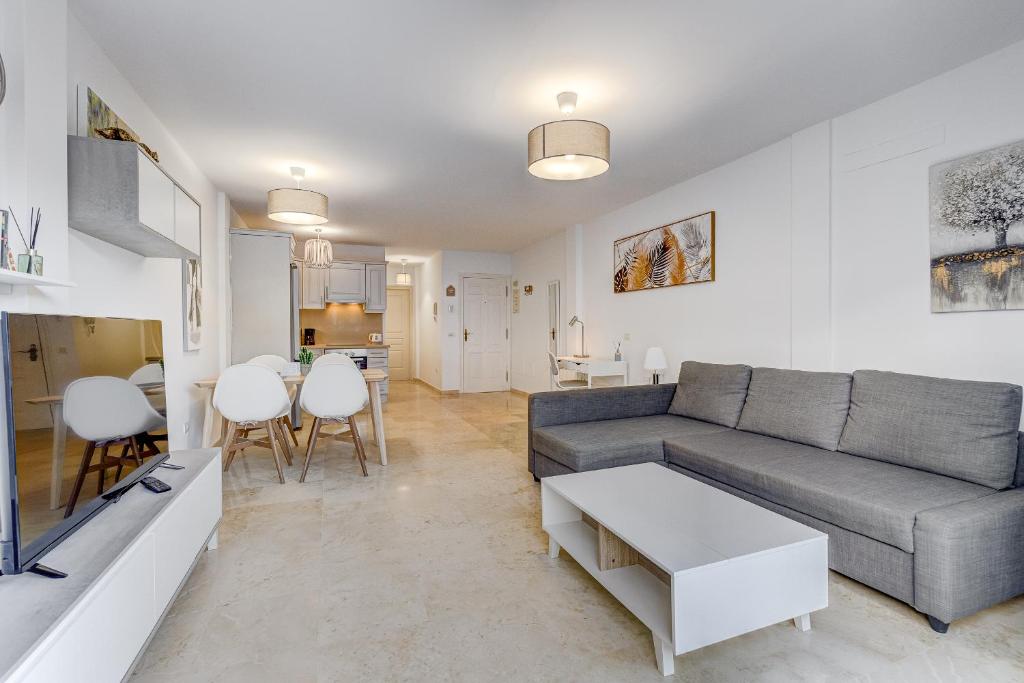Paraíso Palm Mar beautiful spacious apartment with air condition and heated pool - 5