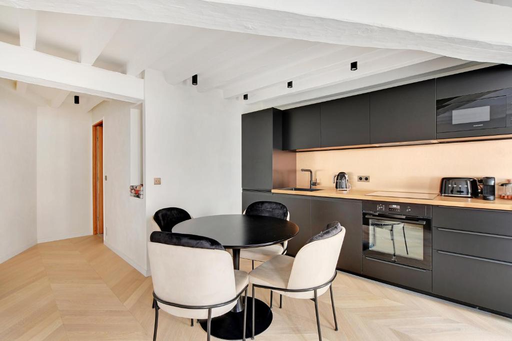 Pick A Flat's Apartement in Saint-Germain-des-Prés - Rue de Seine - 5