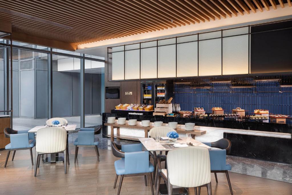 Shanghai Four Points by Sheraton Shanghai Jiading Additional