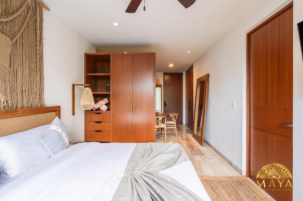 NHOA 306A Lux 2BR Condo Top Jungle View Aldea Zama - 3