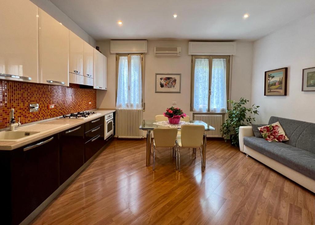 Charming apartment near Saragozza Bologna - 5