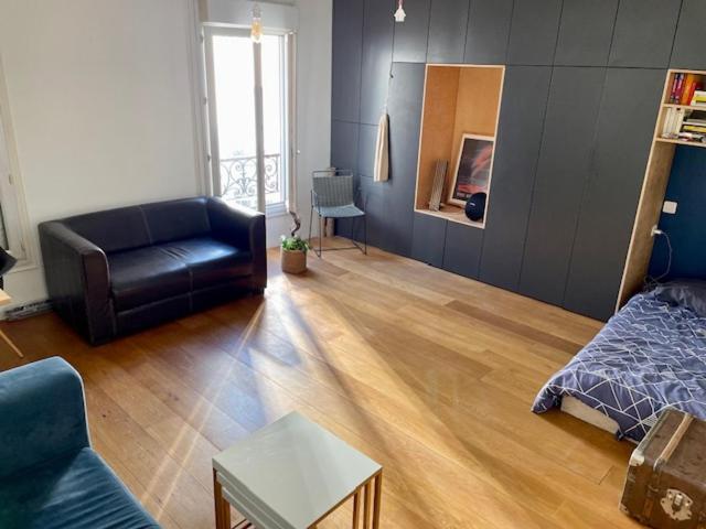 Beau studio spacieux - 1
