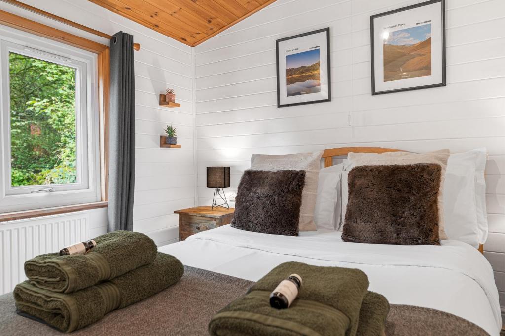 Bowness 45 - 2 bedroom Lake Windermere Lodge photo 2