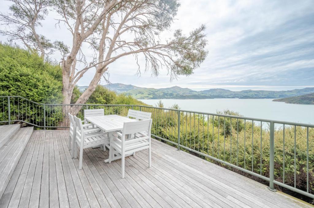 Harbour Haven - Akaroa Holiday Home, Akaroa