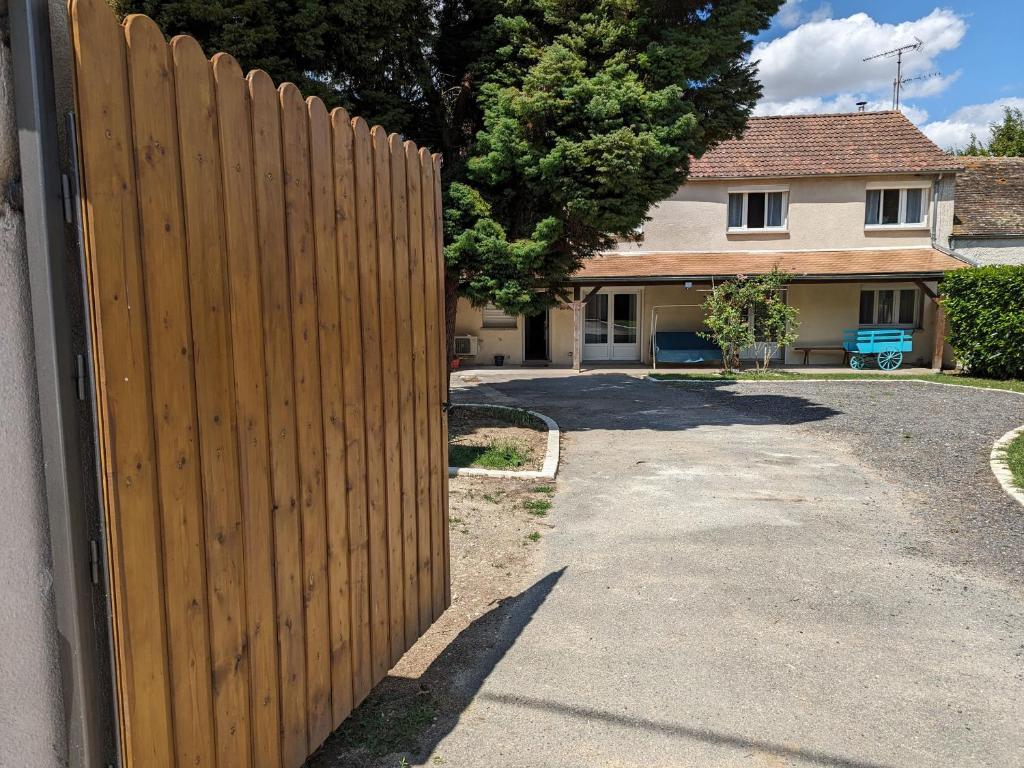 Gîte Nargis, 6 pièces, 8 personnes - FR-1-590-409