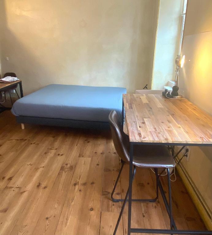 FLOYDHOM'S Pau Appartement entier 4 jours minimum 100m2 proche château - 3