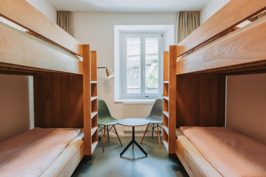 Montreux Youth Hostel - 5