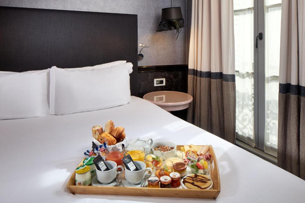 Les Plumes Hotel - 2