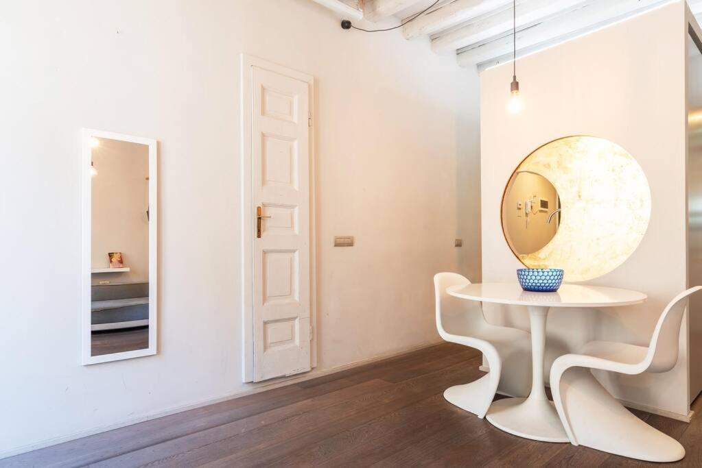Ampio monolocale nel cuore di Brera - 4