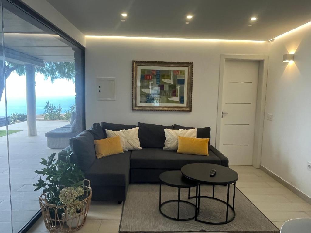 Villa Infinity. Vistas, Wiffi y jacuzzi - 4