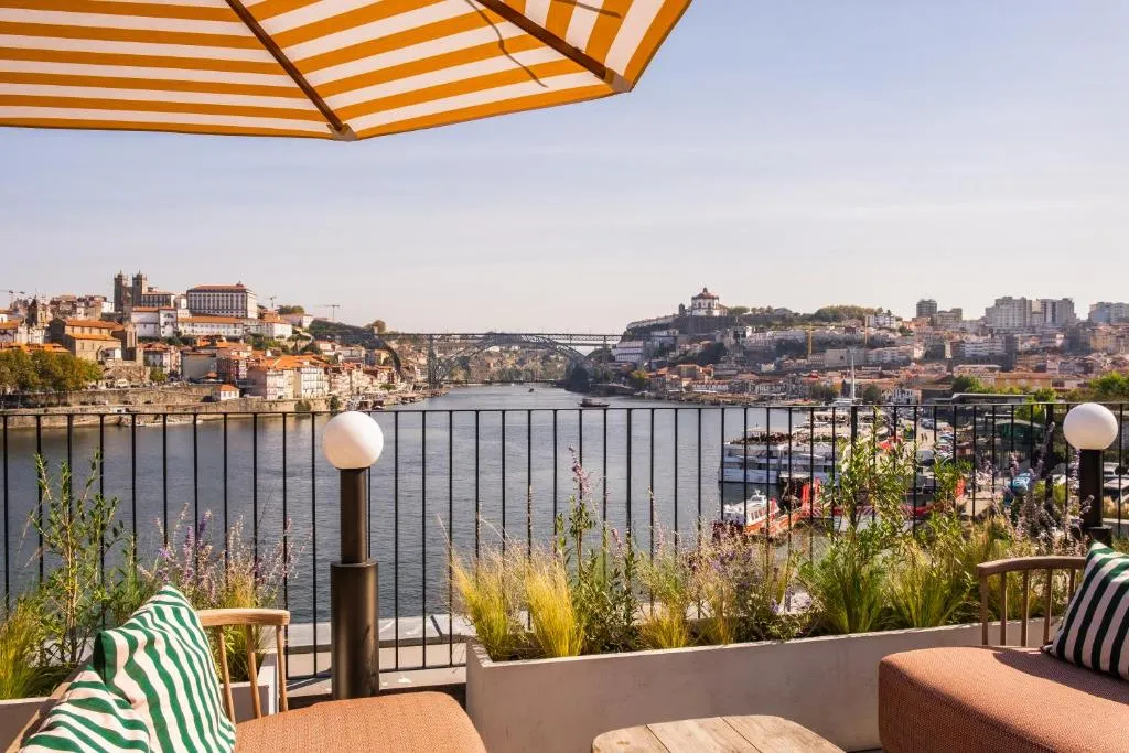 The Rebello Hotel & Spa - Small Luxury Hotels Of The World, Hotel in Vila Nova de Gaia