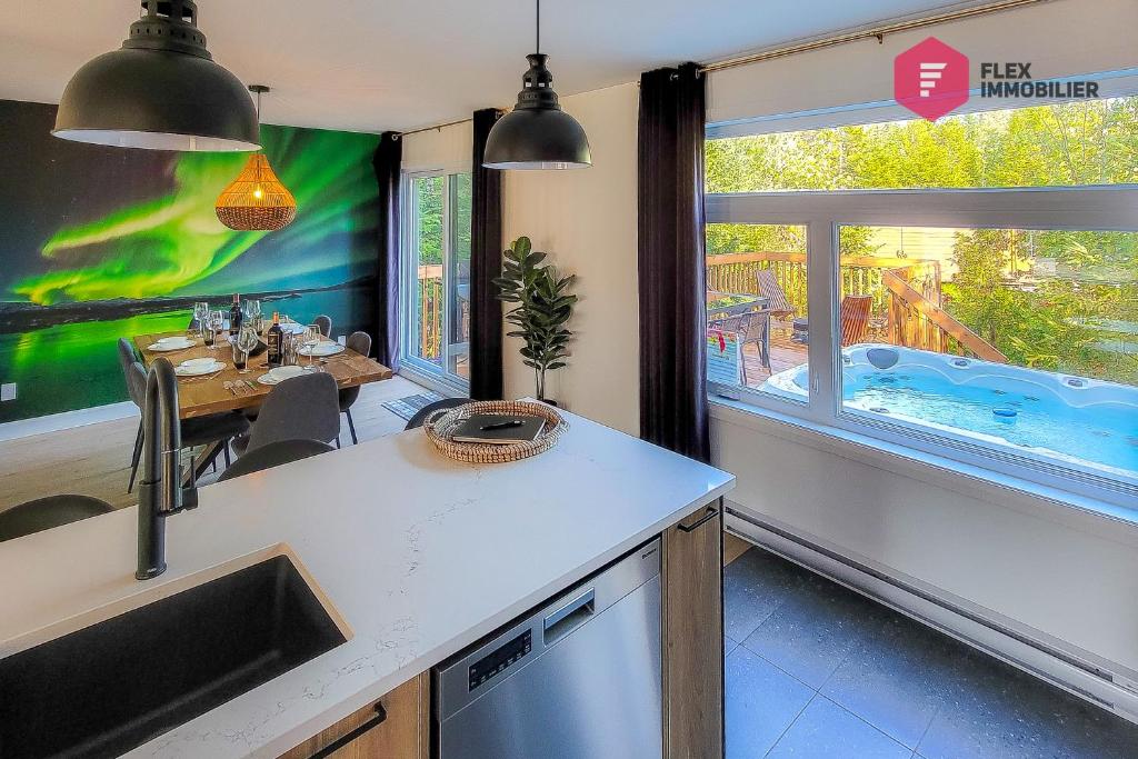 L'Aurore Boréale de Portneuf / Private SPA Pool Sauna Billiards, Pont-Rouge