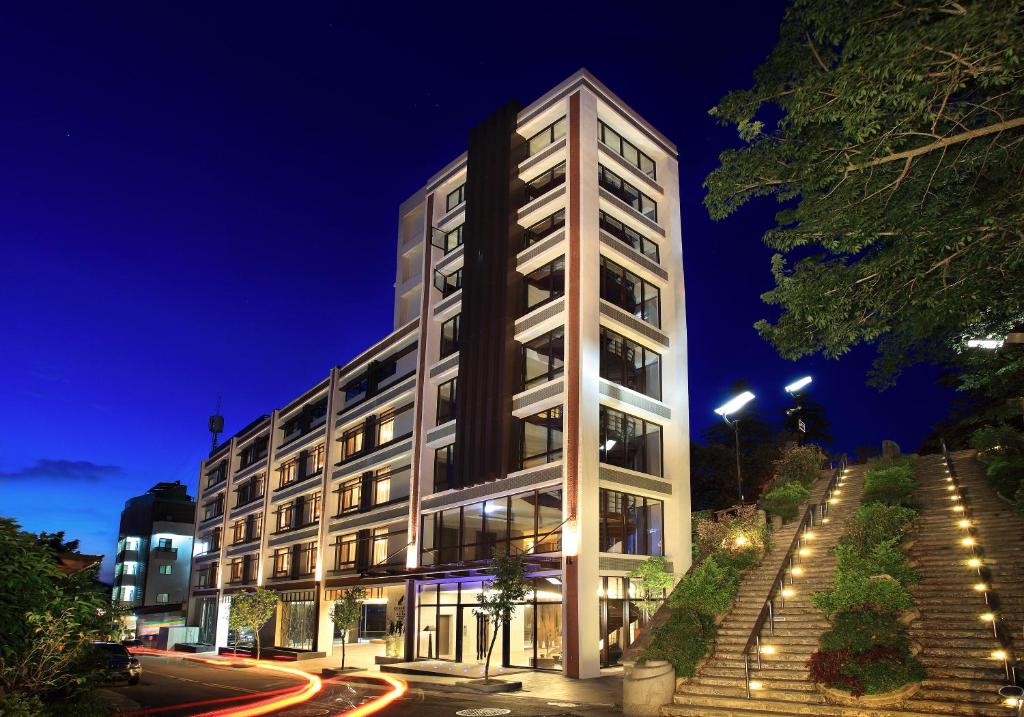 LeaLea Garden Hotels - Moon Lake, Yuchi