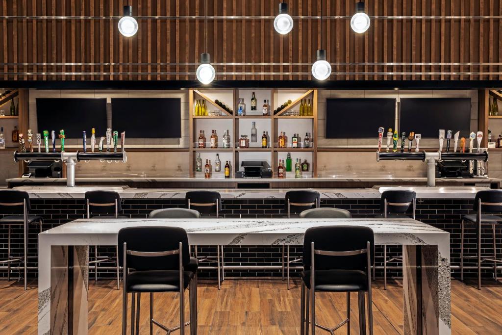 Bar/lounge