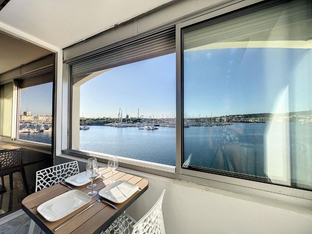 Studio Prestige, île des pêcheurs, vue port avec clim - 4