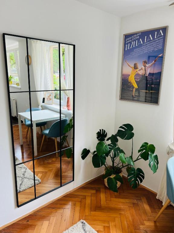 Paula’s cosy place in the center of Ljubljana, Любляна