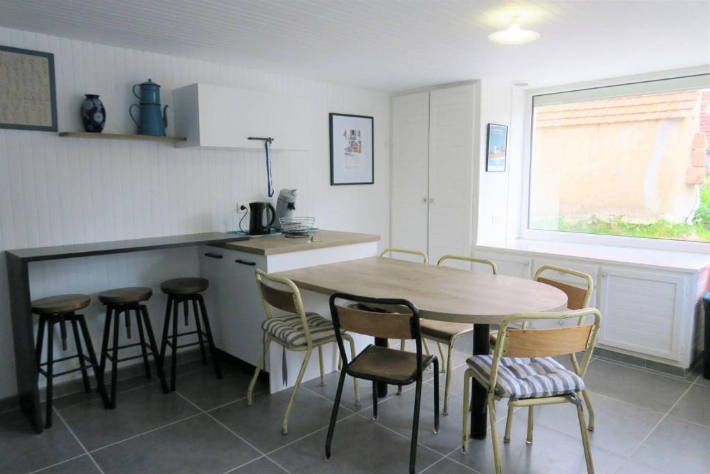 Maison 5 pers à 640m de la plage de Trestraou à PERROS-GUIREC - Réf 909 - 4