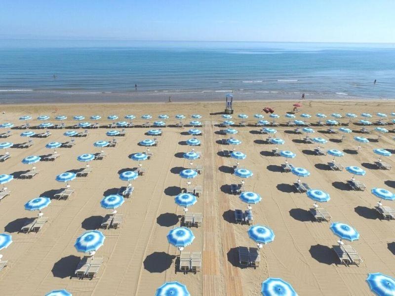 Baia Degli Aranci Suite & Apartments - 2