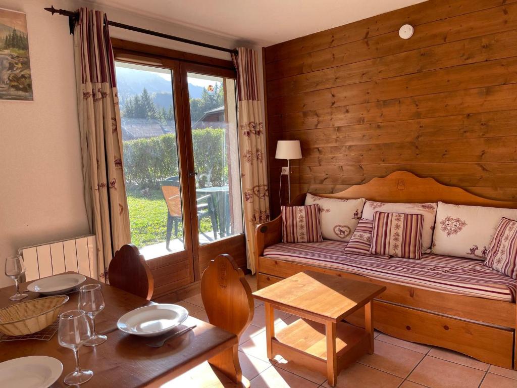 Appartement calme à Samoëns avec terrasse - FR-1-624-144 - 1