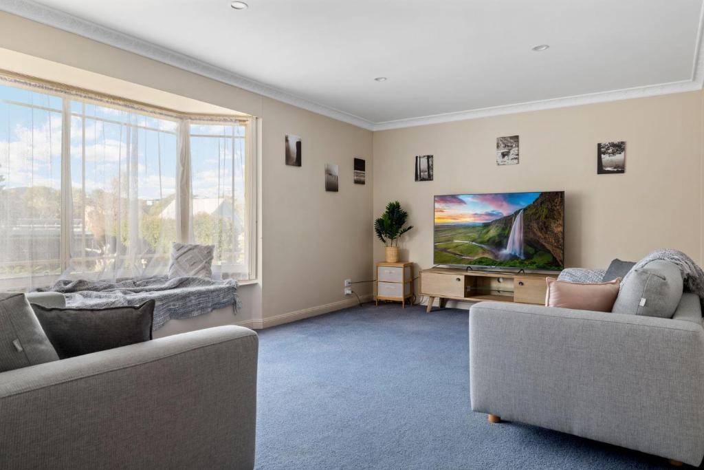 The Snowy Escape, Jindabyne