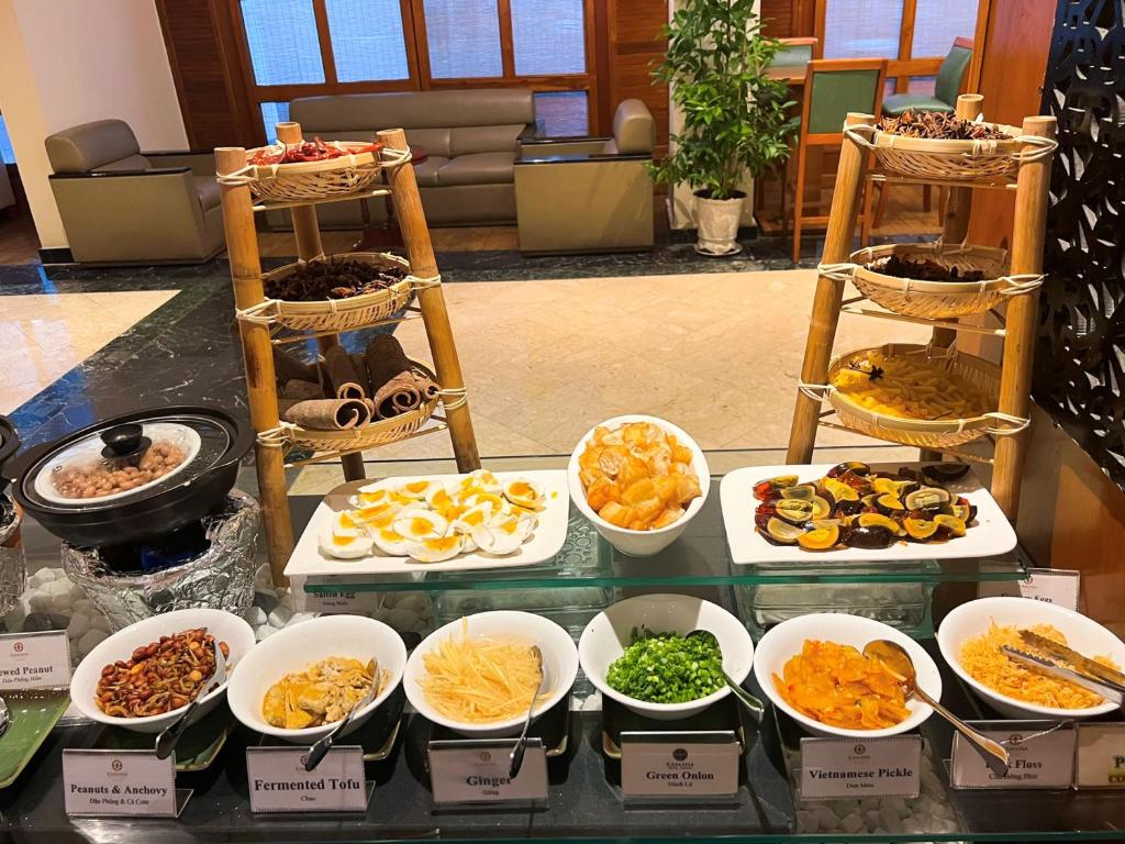 Comida y bebida