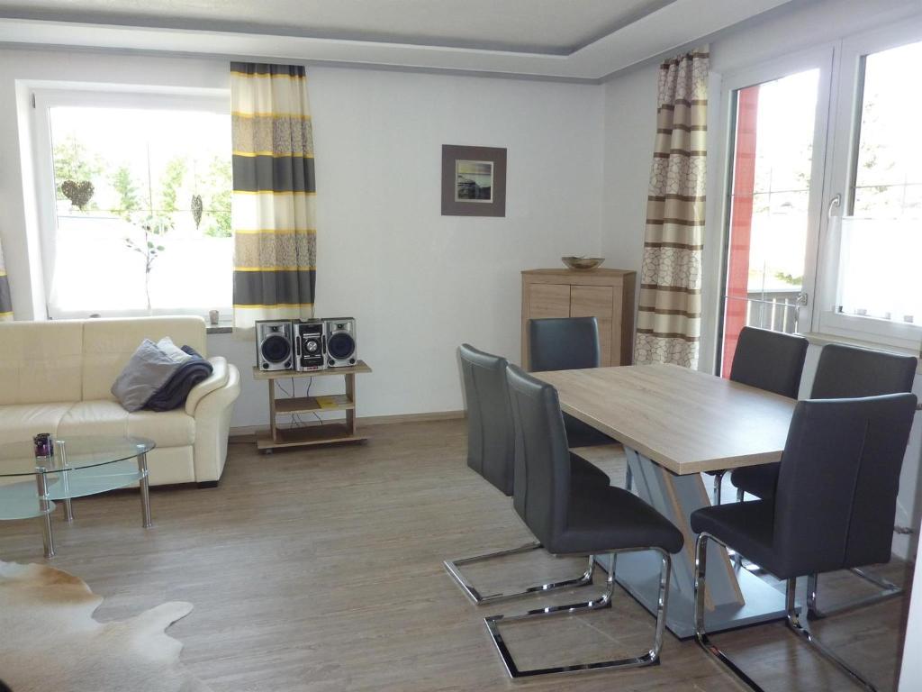 Ferienwohnung mit Blick auf die Buchensteinwand - 3