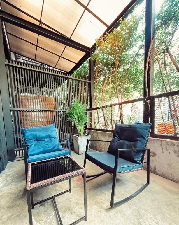约塔卡旅舍 (Yotaka The Hostel)