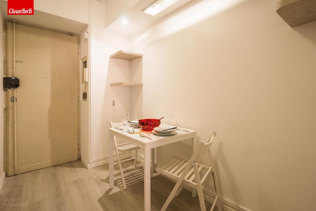 GuestHost - La finestra sui palazzi di Roma Apartment - 5