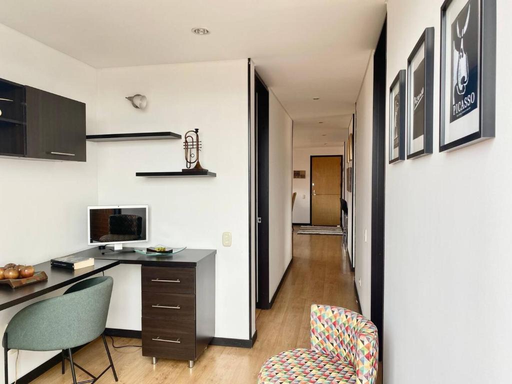 Apartamento Park Way Bogotá Embajada - 5