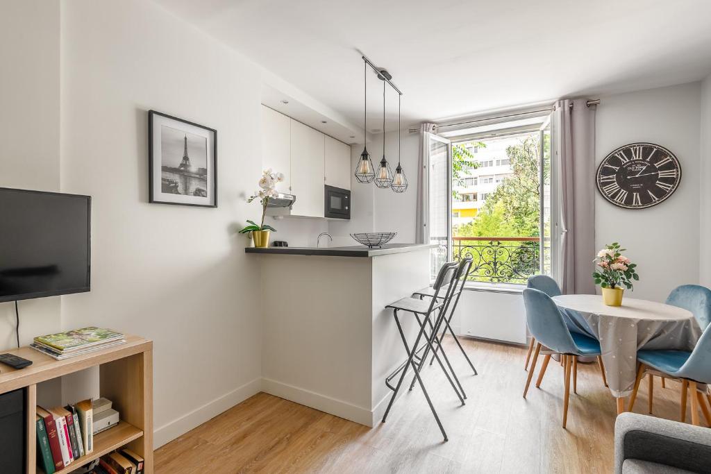 1 bedroomed Apartment Repos - 4