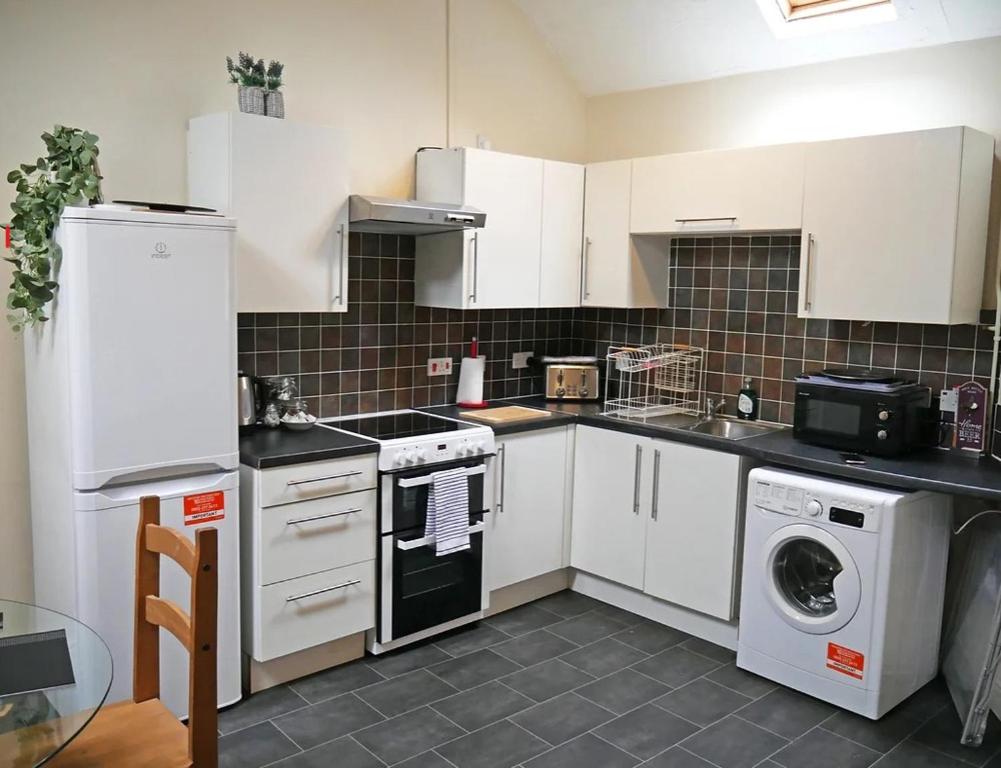 Glendower Guest Apartments photo 7