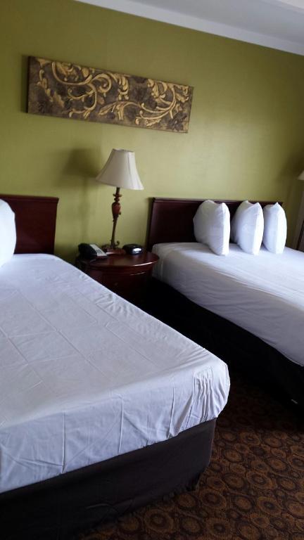 Kentucky Lake Inn photo