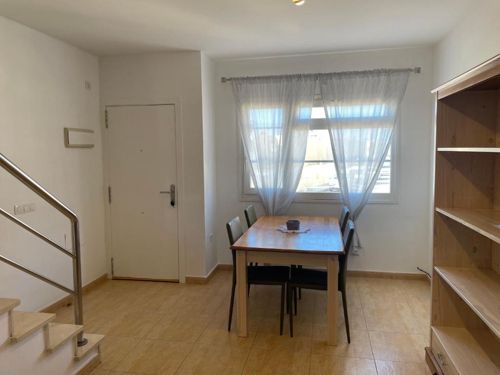 Castillo Holiday Home - 2